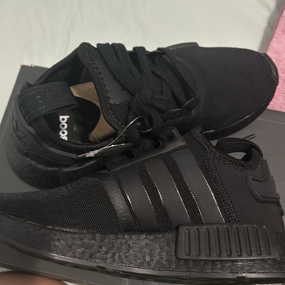 NMD R1 ADIDAS - Picture 3 of 3